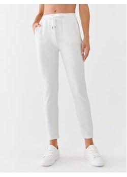 Liu Jo Sport Spodnie dresowe TF3076 FS576 Biały Regular Fit ze sklepu MODIVO w kategorii Spodnie damskie - zdjęcie 168653115