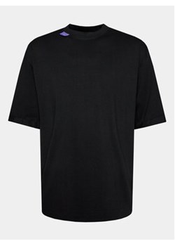 Outhorn T-Shirt OTHAW23TTSHM0855 Czarny Regular Fit ze sklepu MODIVO w kategorii T-shirty męskie - zdjęcie 168653145