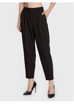 Bruuns Bazaar Spodnie materiałowe Cindy Sus Dagny BBW2393 Czarny Loose Fit ze sklepu MODIVO w kategorii Spodnie damskie - zdjęcie 168654019