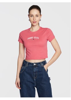 Tommy Jeans T-Shirt Essential Logo DW0DW14910 Różowy Cropped Fit ze sklepu MODIVO w kategorii Bluzki damskie - zdjęcie 168655458
