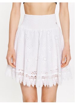 Guess Spódnica mini Peggy W3GD0I WFG40 Biały Regular Fit ze sklepu MODIVO w kategorii Spódnice - zdjęcie 168660739