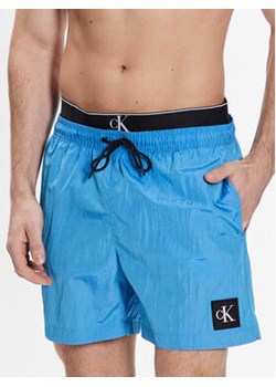 Calvin Klein Swimwear Szorty kąpielowe Medium Double Wb KM0KM00846 Niebieski Regular Fit ze sklepu MODIVO w kategorii Kąpielówki - zdjęcie 168661858