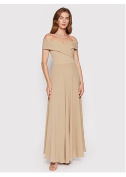 Rinascimento Sukienka wieczorowa CFC0108697003 Beżowy Regular Fit ze sklepu MODIVO w kategorii Sukienki - zdjęcie 168662608