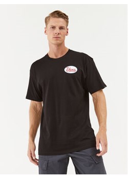 Vans T-Shirt Gas Station Logo Ss Tee VN0008FB Czarny Classic Fit ze sklepu MODIVO w kategorii T-shirty męskie - zdjęcie 168665369