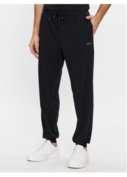 Boss Spodnie dresowe Mix&Match 50515365 Czarny Regular Fit ze sklepu MODIVO w kategorii Spodnie męskie - zdjęcie 168667439