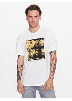 Only & Sons T-Shirt 22024793 Biały Regular Fit ze sklepu MODIVO w kategorii T-shirty męskie - zdjęcie 168669876