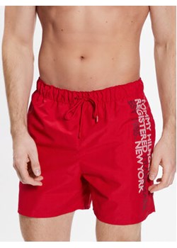 Tommy Hilfiger Szorty kąpielowe UM0UM02742 Czerwony Regular Fit ze sklepu MODIVO w kategorii Kąpielówki - zdjęcie 168670038