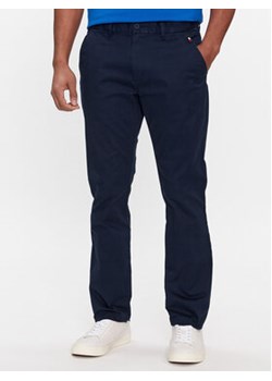 Tommy Jeans Chinosy Austin DM0DM18339 Granatowy Slim Fit ze sklepu MODIVO w kategorii Spodnie męskie - zdjęcie 168672176