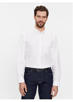 Calvin Klein Koszula Oxford K10K112155 Biały Regular Fit ze sklepu MODIVO w kategorii Koszule męskie - zdjęcie 168674026