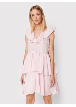 Custommade Sukienka koktajlowa Ludvika 999387430 Różowy Regular Fit ze sklepu MODIVO w kategorii Sukienki - zdjęcie 168674889
