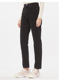 Calvin Klein Jeans Jeansy Authentic J20J222118 Czarny Straight Fit ze sklepu MODIVO w kategorii Jeansy damskie - zdjęcie 168674996