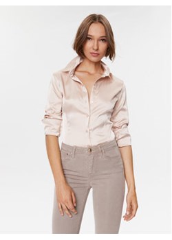 Guess Koszula Fernanda W3BH66 WFQC2 Różowy Slim Fit ze sklepu MODIVO w kategorii Koszule damskie - zdjęcie 168678269