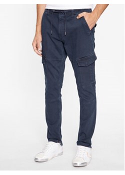Pepe Jeans Spodnie materiałowe Jared PM211604YG7 Granatowy Regular Fit ze sklepu MODIVO w kategorii Spodnie męskie - zdjęcie 168679759