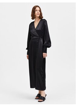 Selected Femme Sukienka koktajlowa Flyra 16086410 Czarny Regular Fit ze sklepu MODIVO w kategorii Sukienki - zdjęcie 168680045