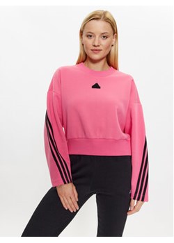 adidas Bluza Future Icons 3-Stripes Sweatshirt IL3054 Różowy Loose Fit ze sklepu MODIVO w kategorii Bluzy damskie - zdjęcie 168680829