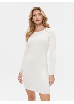 Morgan Sukienka dzianinowa 232-RMIBA Beżowy Slim Fit ze sklepu MODIVO w kategorii Sukienki - zdjęcie 168685745