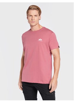 Alpha Industries T-Shirt Backprint 128507 Różowy Regular Fit ze sklepu MODIVO w kategorii T-shirty męskie - zdjęcie 168686136