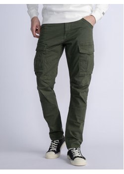 Petrol Industries Spodnie materiałowe M-3030-TRO581 Zielony Slim Fit ze sklepu MODIVO w kategorii Spodnie męskie - zdjęcie 168688906