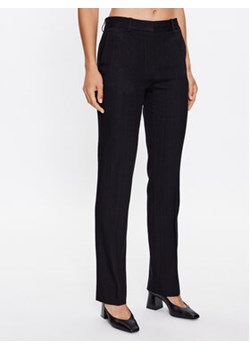 Victoria Victoria Beckham Spodnie materiałowe 1322WTR003728B Czarny Regular Fit ze sklepu MODIVO w kategorii Spodnie damskie - zdjęcie 168689125