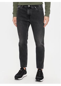 Calvin Klein Jeans Jeansy J30J323693 Czarny Straight Fit ze sklepu MODIVO w kategorii Jeansy męskie - zdjęcie 168689456