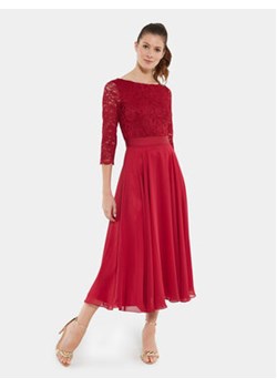 Swing Sukienka koktajlowa 77761710 Czerwony Regular Fit ze sklepu MODIVO w kategorii Sukienki - zdjęcie 168689647