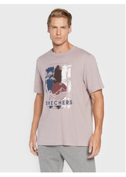 Skechers T-Shirt Endeavour MTS338 Fioletowy Regular Fit ze sklepu MODIVO w kategorii T-shirty męskie - zdjęcie 168691107