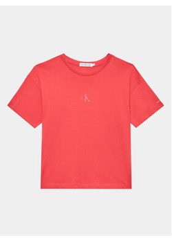 Calvin Klein Jeans T-Shirt IG0IG02136 Różowy Regular Fit ze sklepu MODIVO w kategorii T-shirty chłopięce - zdjęcie 168693725