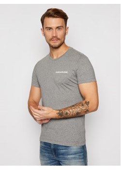 Calvin Klein Jeans T-Shirt Institutional J30J307852 Szary Slim Fit ze sklepu MODIVO w kategorii T-shirty męskie - zdjęcie 168693938