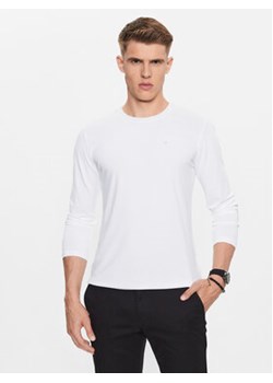 Guess Longsleeve M3YI39 KBS60 Biały Slim Fit ze sklepu MODIVO w kategorii T-shirty męskie - zdjęcie 168694158