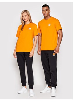 Hummel T-Shirt Unisex Legacy Liam 213715 Pomarańczowy Regular Fit ze sklepu MODIVO w kategorii Bluzki damskie - zdjęcie 168694289