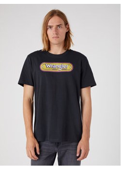 Wrangler T-Shirt Branded W773EEXV6 112331867 Czarny Regular Fit ze sklepu MODIVO w kategorii T-shirty męskie - zdjęcie 168695138