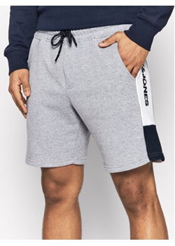 Jack&Jones Szorty sportowe Logo Blocking 12198008 Szary Regular Fit ze sklepu MODIVO w kategorii Spodenki męskie - zdjęcie 168695549