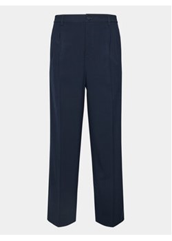 Casual Friday Spodnie materiałowe 20504817 Granatowy Regular Fit ze sklepu MODIVO w kategorii Spodnie męskie - zdjęcie 168696366