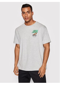 New Balance T-Shirt MT21567 Szary Relaxed Fit ze sklepu MODIVO w kategorii T-shirty męskie - zdjęcie 168696777