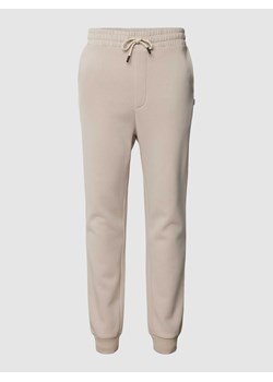 Spodnie dresowe z kieszenią z tyłu model ‘GORDON JJBRADLEY’ ze sklepu Peek&Cloppenburg  w kategorii Spodnie męskie - zdjęcie 168720537