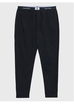 Calvin Klein Underwear Spodnie dresowe 000QS6960E Czarny Regular Fit ze sklepu MODIVO w kategorii Spodnie damskie - zdjęcie 168734778
