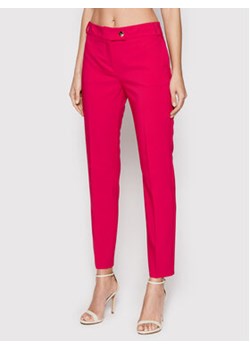 Rinascimento Chinosy CFC0107835003 Różowy Slim Fit ze sklepu MODIVO w kategorii Spodnie damskie - zdjęcie 168735536