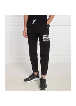 EA7 Spodnie dresowe | Regular Fit ze sklepu Gomez Fashion Store w kategorii Spodnie męskie - zdjęcie 168745109