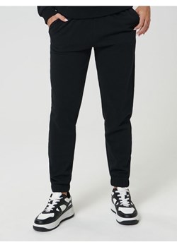 Sinsay - Spodnie dresowe - czarny ze sklepu Sinsay w kategorii Spodnie damskie - zdjęcie 168749985