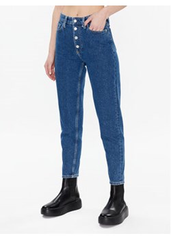 Calvin Klein Jeans Jeansy J20J220604 Granatowy Mom Fit ze sklepu MODIVO w kategorii Jeansy damskie - zdjęcie 168754269