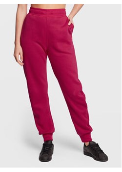 G-Star Raw Spodnie dresowe Premium Core 2.0 D21320-C235-D305 Różowy Slim Fit ze sklepu MODIVO w kategorii Spodnie damskie - zdjęcie 168754988