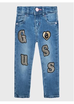 Guess Jeansy K3RA05 D4CA0 Niebieski Slim Fit ze sklepu MODIVO w kategorii Spodnie i półśpiochy - zdjęcie 168755007