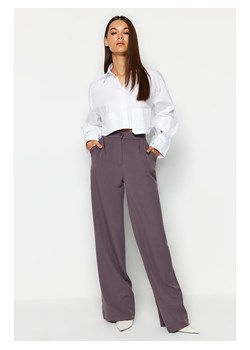 trendyol Spodnie w kolorze fioletowym ze sklepu Limango Polska w kategorii Spodnie damskie - zdjęcie 168758247