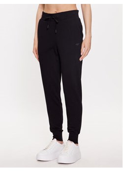 4F Spodnie dresowe 4FSS23TTROF229 Czarny Regular Fit ze sklepu MODIVO w kategorii Spodnie damskie - zdjęcie 168769035