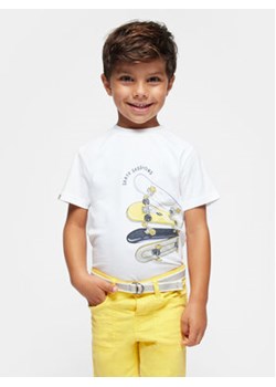 Mayoral T-Shirt 3017 Biały Regular Fit ze sklepu MODIVO w kategorii T-shirty chłopięce - zdjęcie 168794587