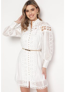 Biała Koronkowa Sukienka Mini z Paskiem i Guzikami Nyloni ze sklepu Born2be Odzież w kategorii Sukienki - zdjęcie 168815999