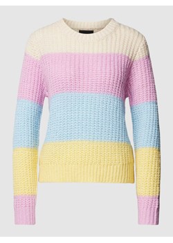 Sweter z dzianiny ze wzorem w paski model ‘NAOMI’ ze sklepu Peek&Cloppenburg  w kategorii Swetry damskie - zdjęcie 168836309