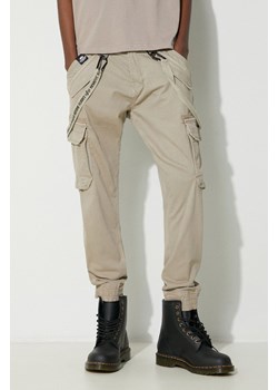 Alpha Industries spodnie Utility Pant męskie kolor beżowy dopasowane 128202 ze sklepu PRM w kategorii Spodnie męskie - zdjęcie 168847745