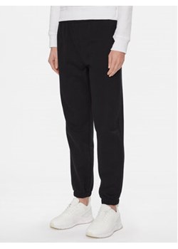 Gap Spodnie dresowe 729736-00 Czarny Regular Fit ze sklepu MODIVO w kategorii Spodnie damskie - zdjęcie 168855998