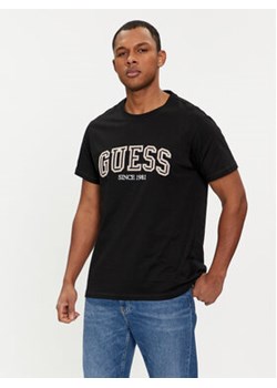 Guess T-Shirt M4GI62 I3Z14 Czarny Regular Fit ze sklepu MODIVO w kategorii T-shirty męskie - zdjęcie 168927547